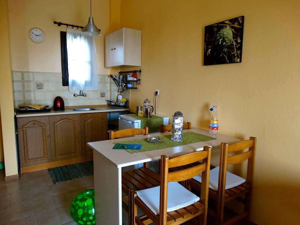 Apartments Karpetis A Green Paradise プサコウディア エクステリア 写真