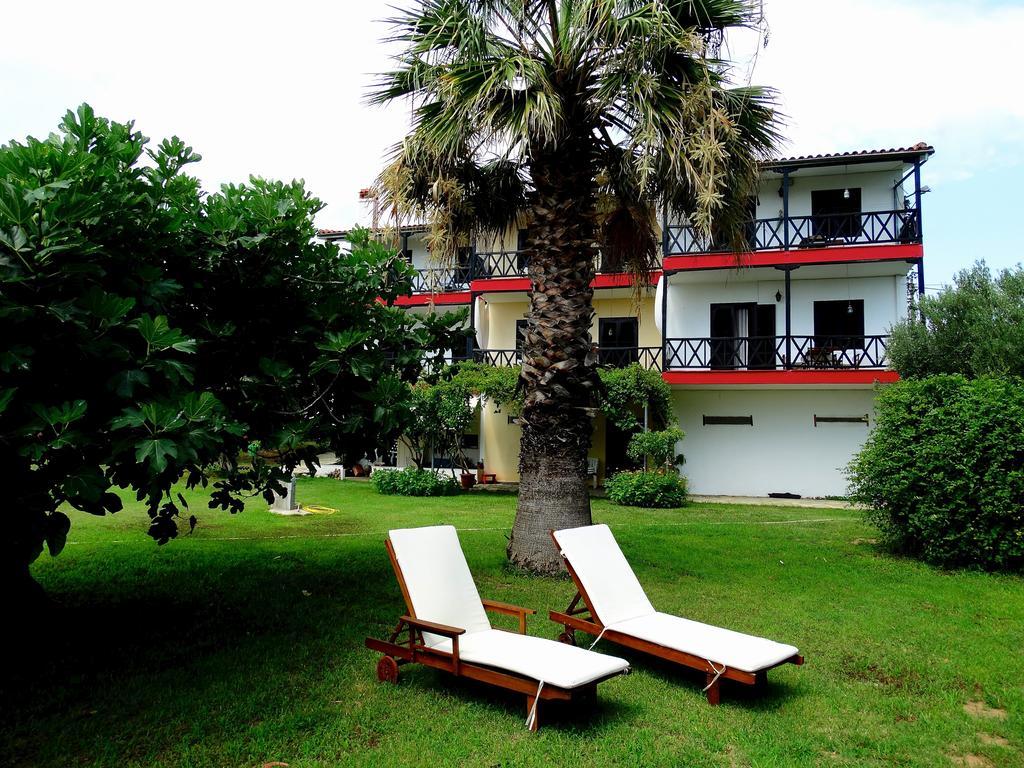 Apartments Karpetis A Green Paradise プサコウディア 部屋 写真