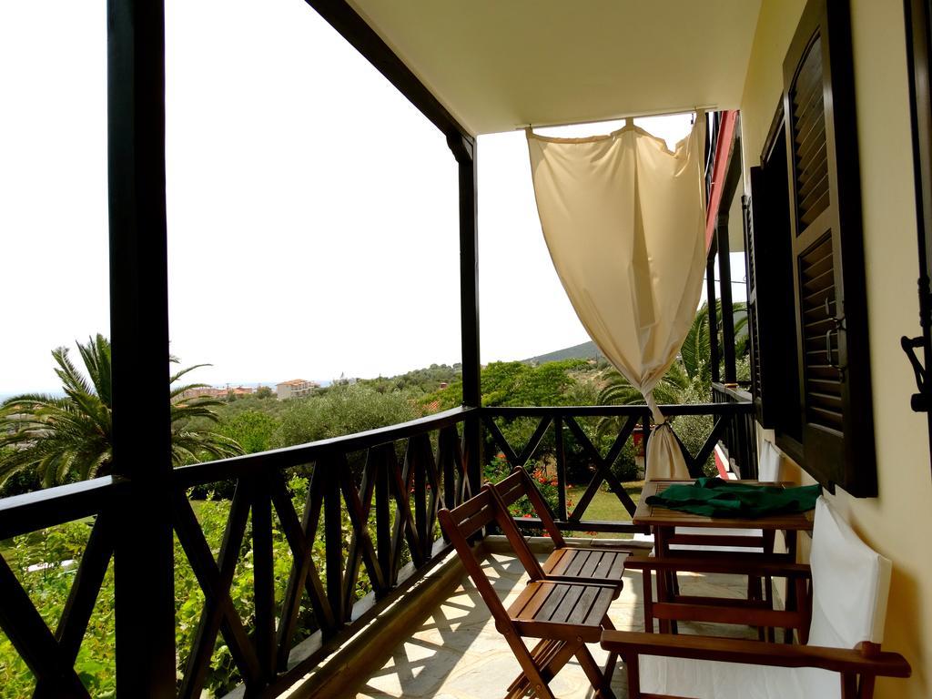 Apartments Karpetis A Green Paradise プサコウディア 部屋 写真