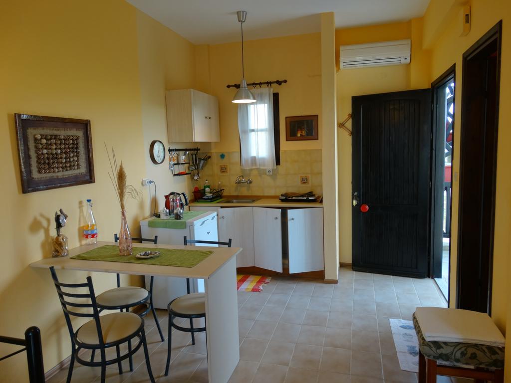 Apartments Karpetis A Green Paradise プサコウディア エクステリア 写真